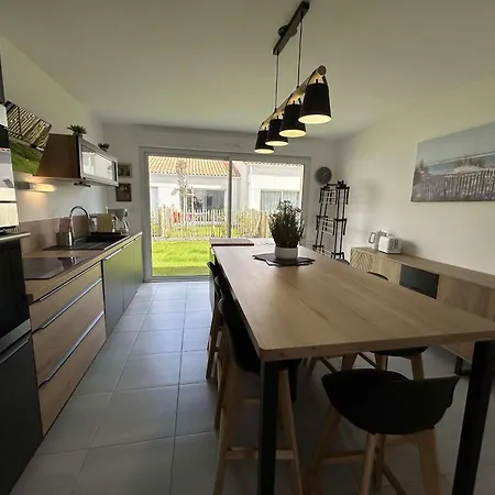 Moderne 3 Pieces, 5/6 Couchages, Proche Ocean Avec Jardin Et Parking Prive - Fr-1-224c-315 * Saint-Jean-de-Monts